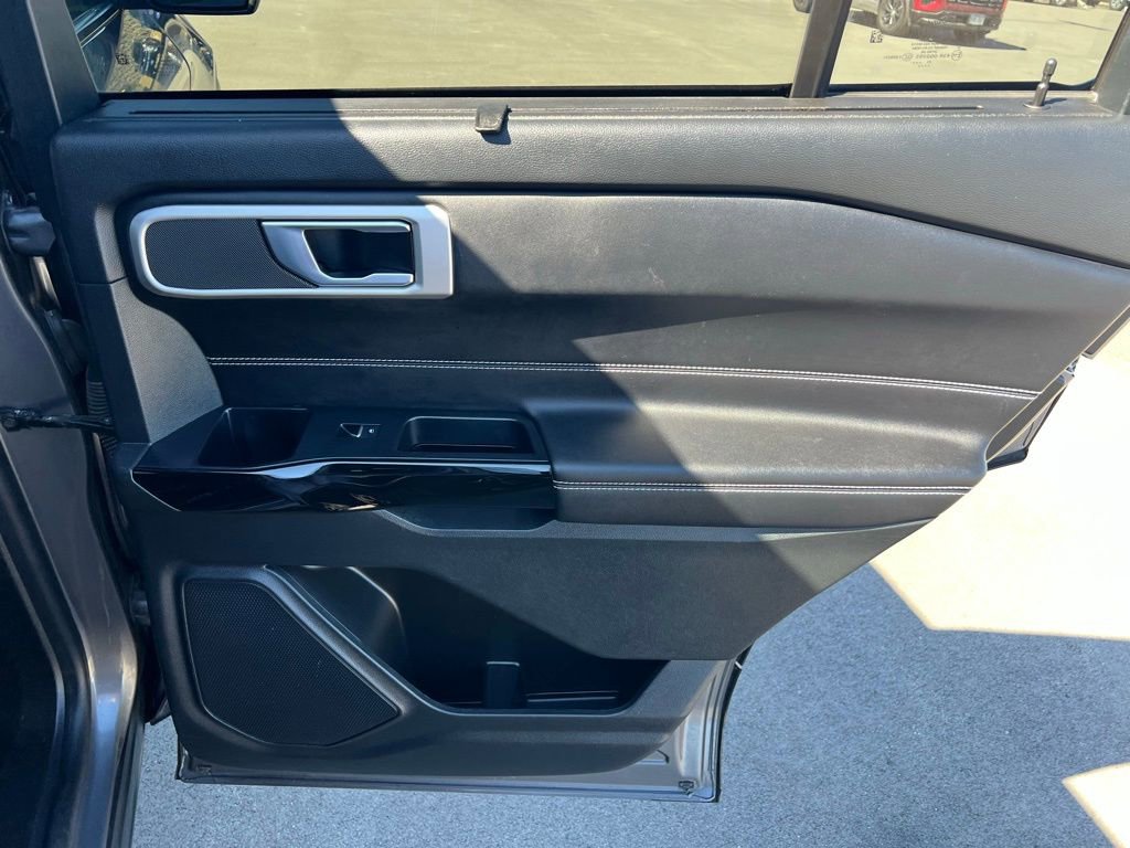 Used 2022 Ford Explorer ST w/ ST Street Pack image 28