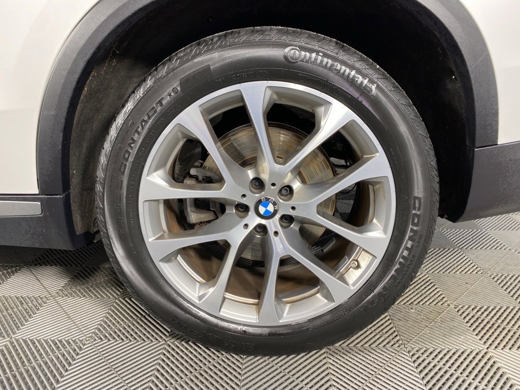 Certified 2023 BMW X5 xDrive40i w/ Premium Package image 9