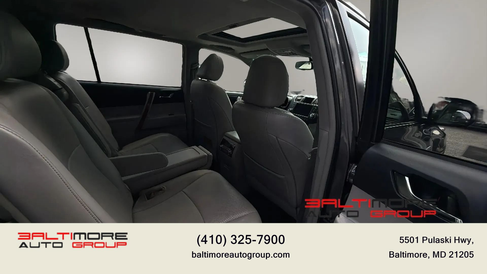 Used 2012 Toyota Highlander Limited w/ Tow Pkg AWD/4WD image 29