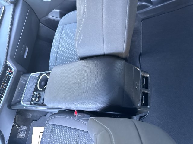Used 2026 Chevrolet Equinox LT AWD/4WD image 27