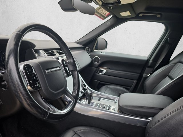 Used 2019 Land Rover Range Rover Sport SE AWD/4WD image 10