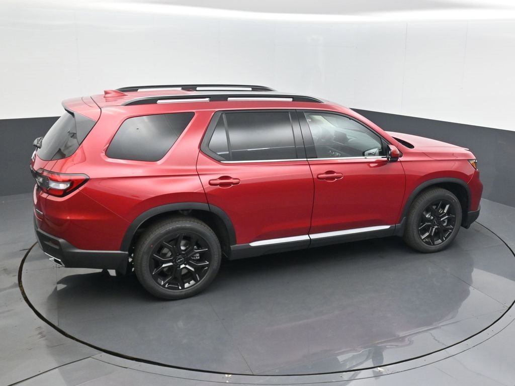New 2025 Honda Pilot Touring image 24