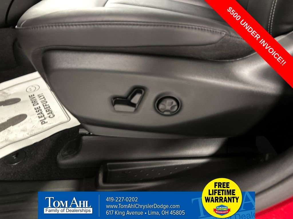 New 2026 Chrysler Voyager LX image 11