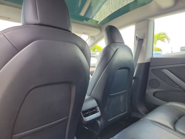 Used 2022 Tesla Model 3 Performance image 10