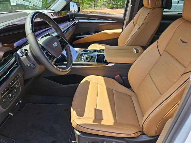 New 2026 Cadillac Escalade ESV Luxury w/ Touring Package image 7