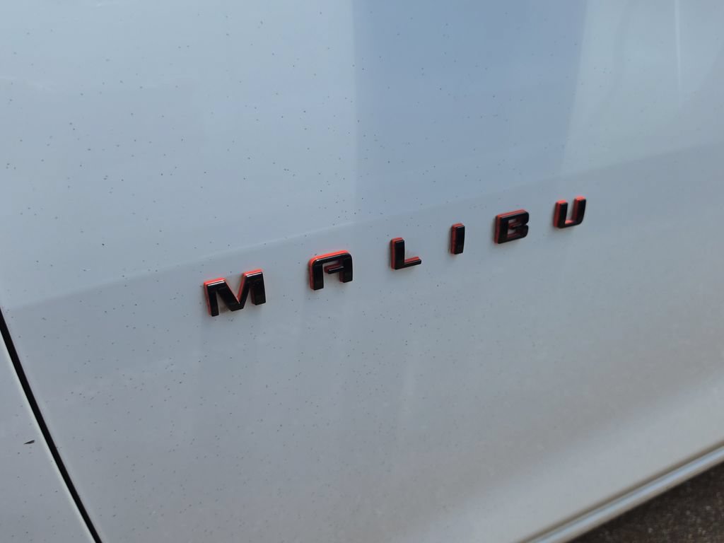 Used 2021 Chevrolet Malibu LT w/ Leather Package FWD image 11