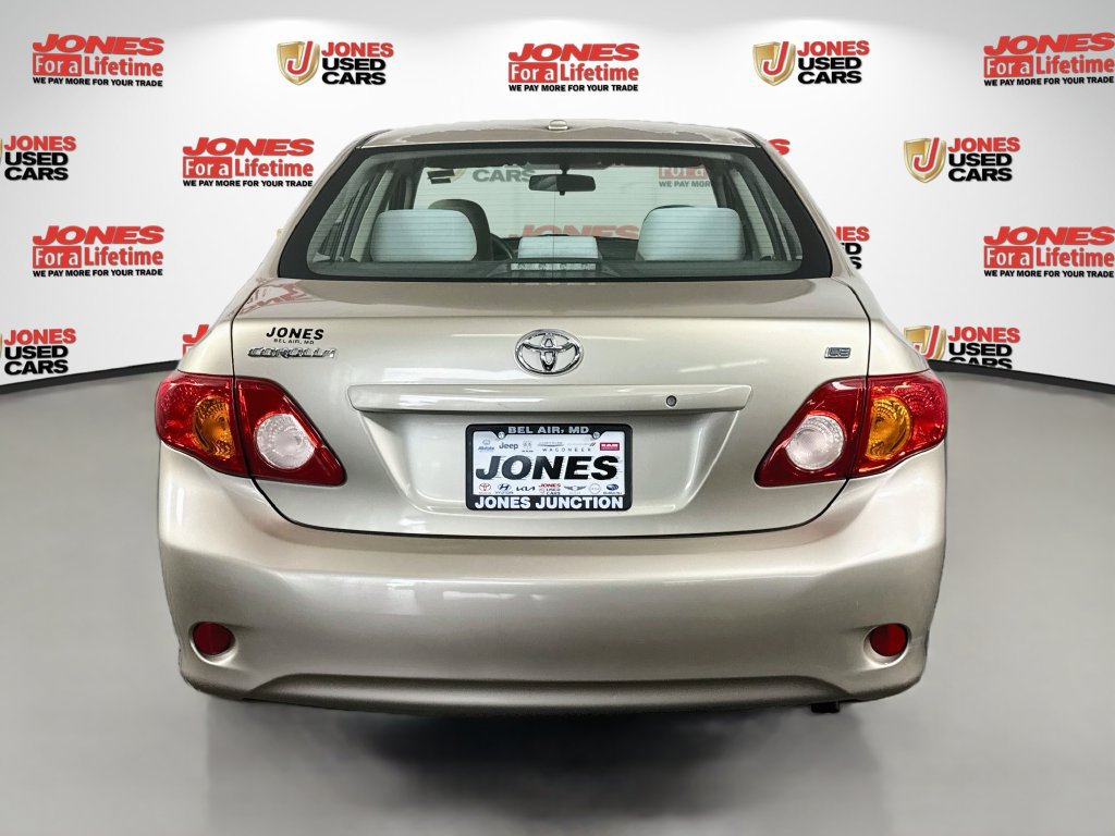 Used 2010 Toyota Corolla LE FWD image 12