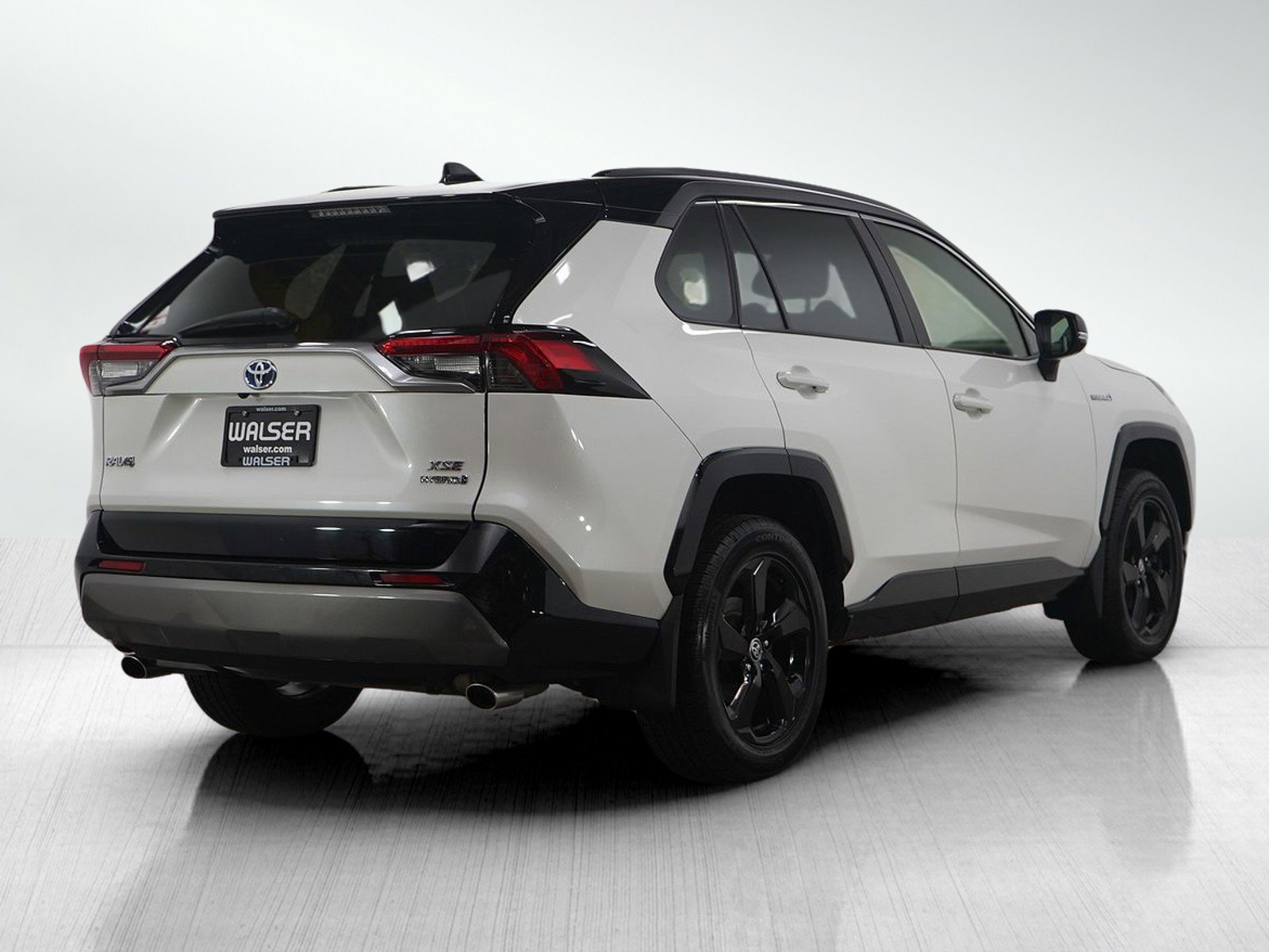 Used 2020 Toyota RAV4 XSE image 5