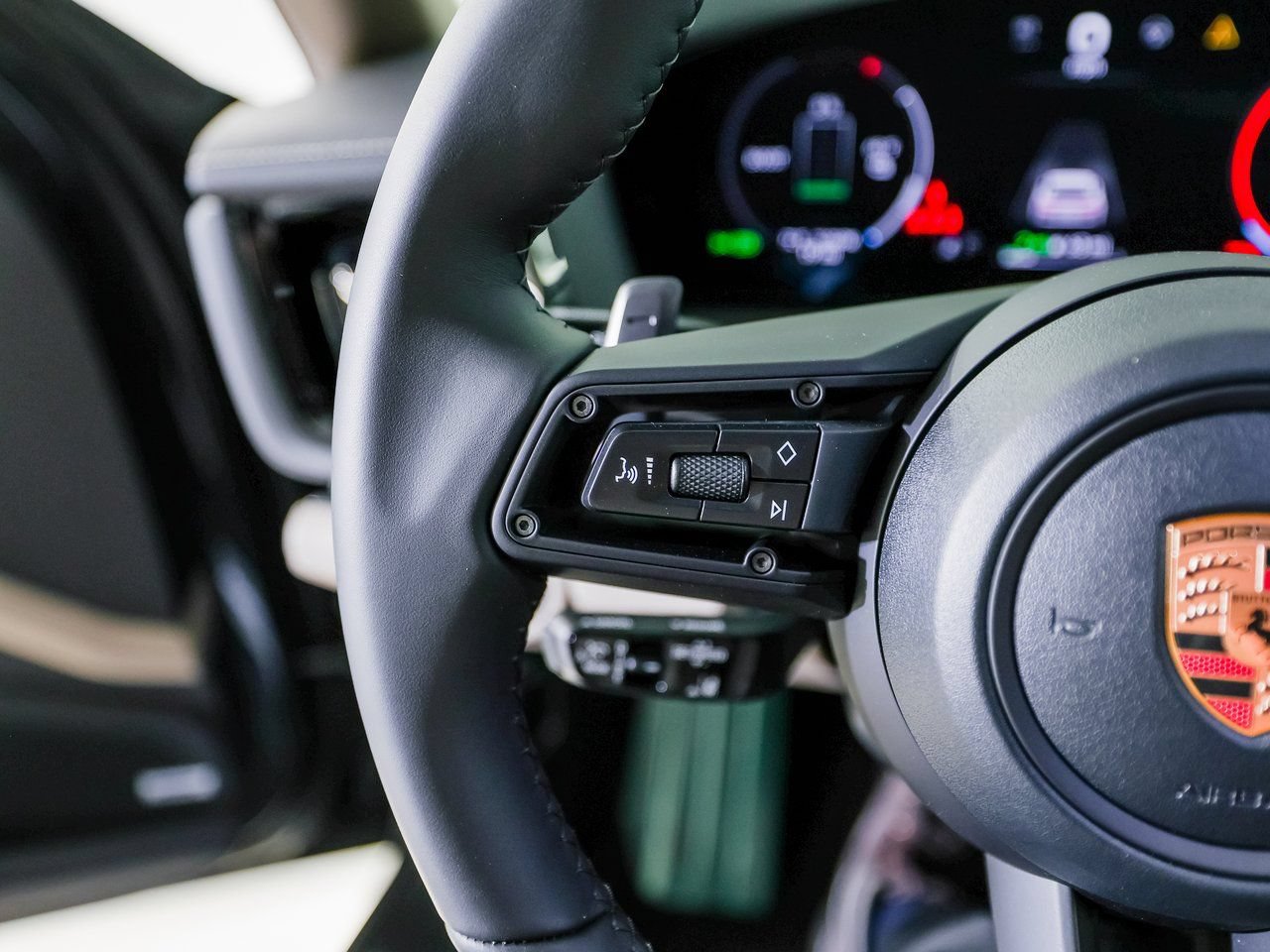 New 2026 Porsche Panamera 4 E-Hybrid AWD/4WD image 17
