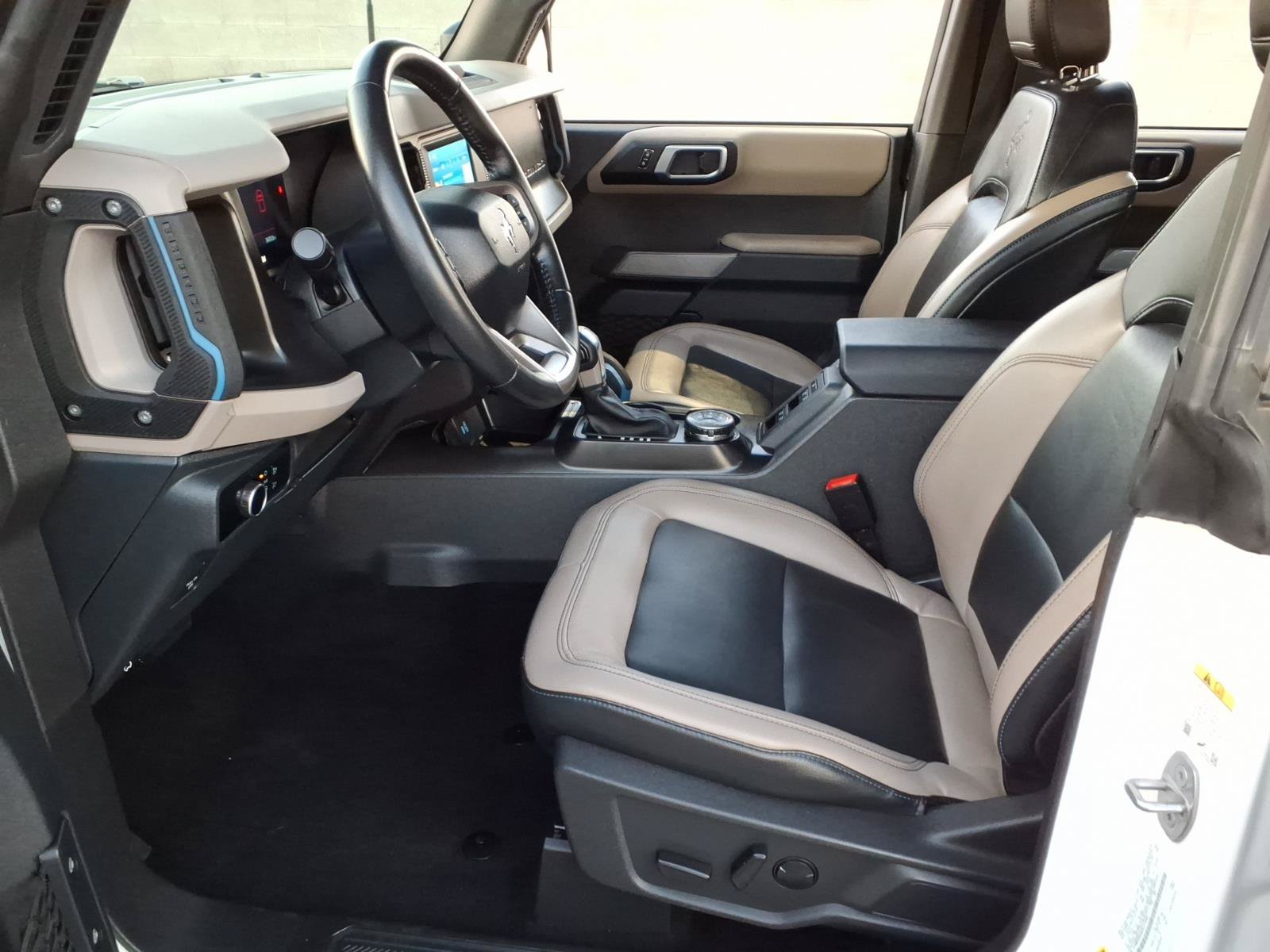 Used 2023 Ford Bronco Wildtrak AWD/4WD image 14