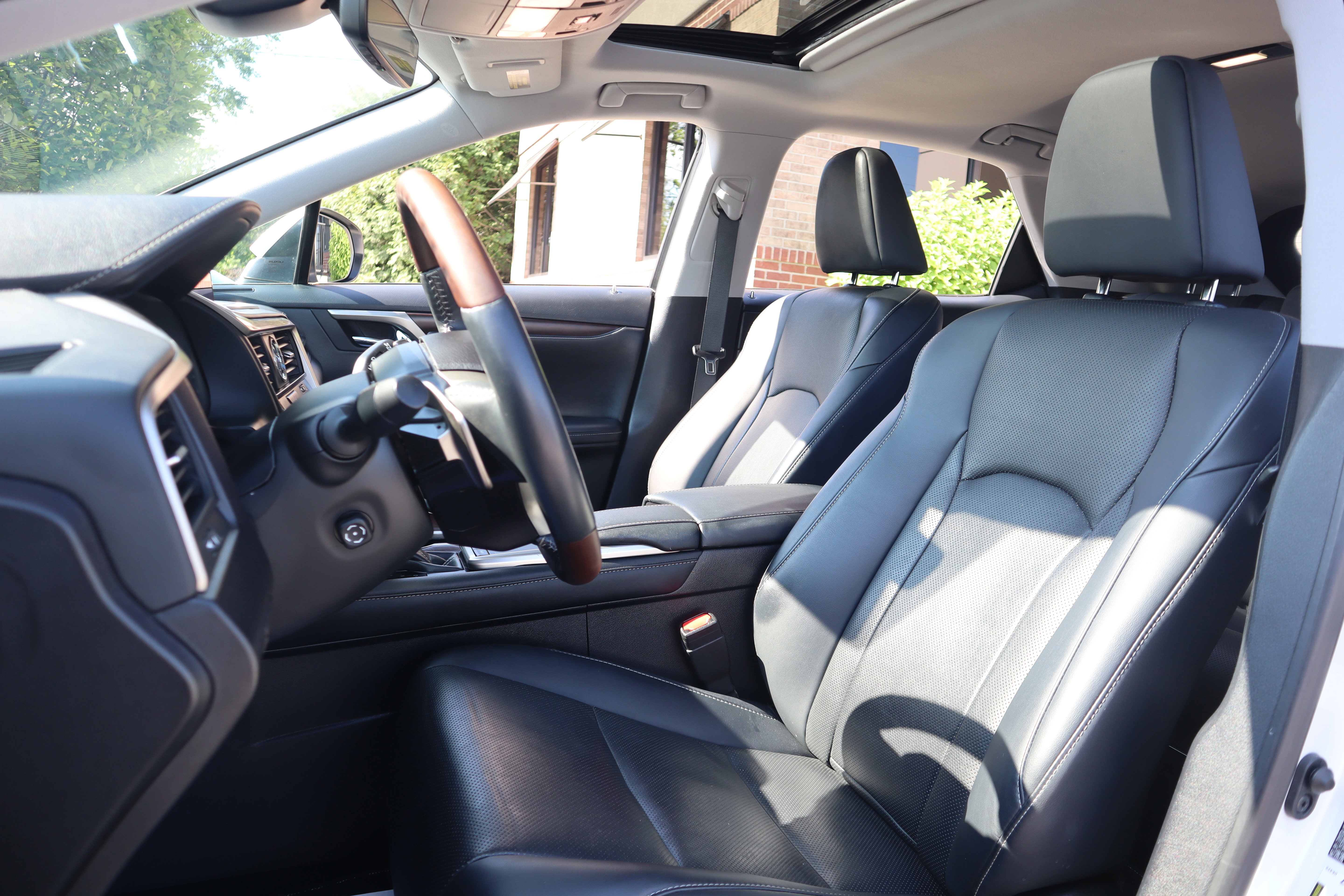Used 2021 Lexus RX 350 FWD w/ Premium Package image 28