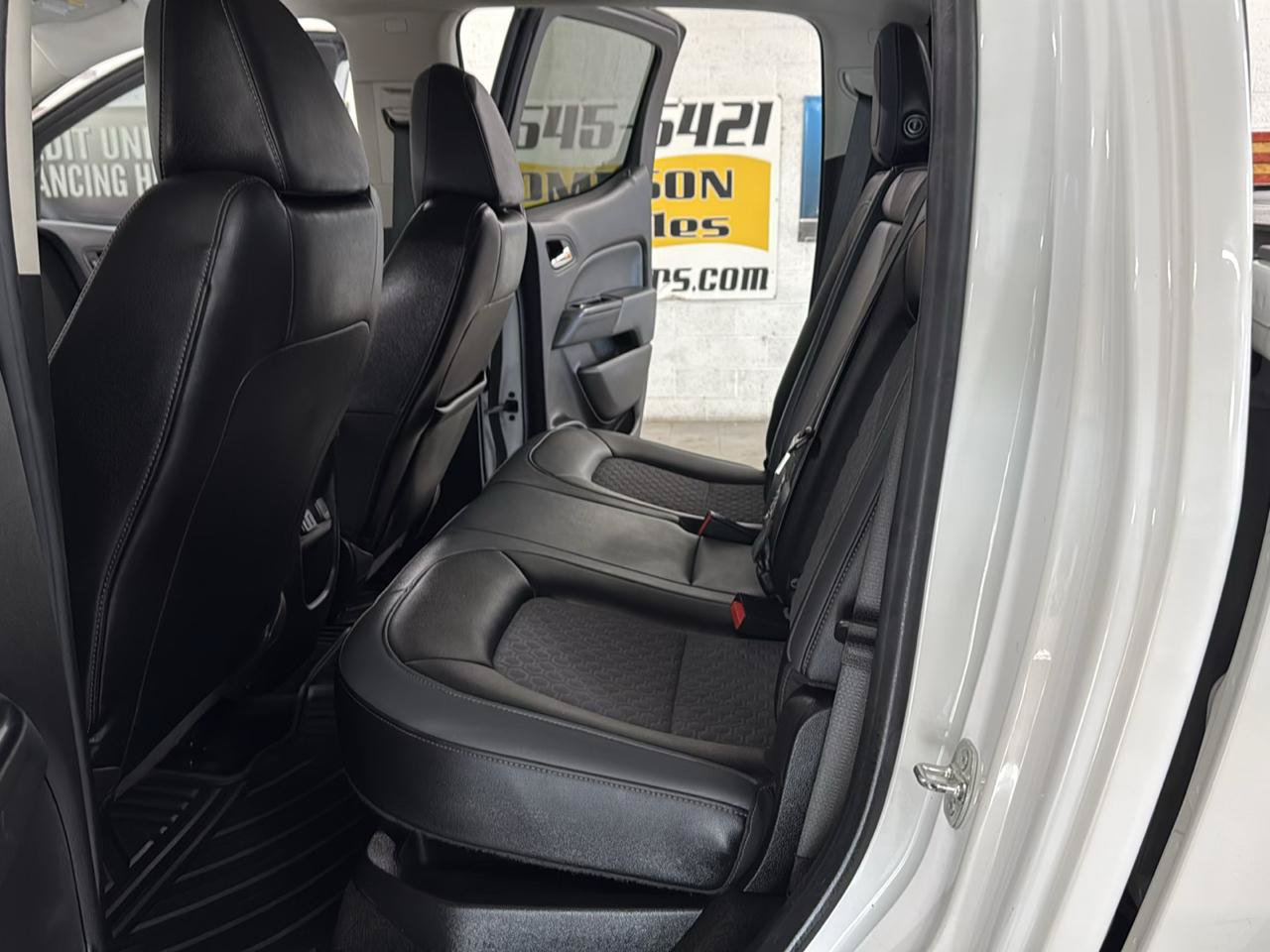 Used 2017 Chevrolet Colorado Z71 AWD/4WD image 35