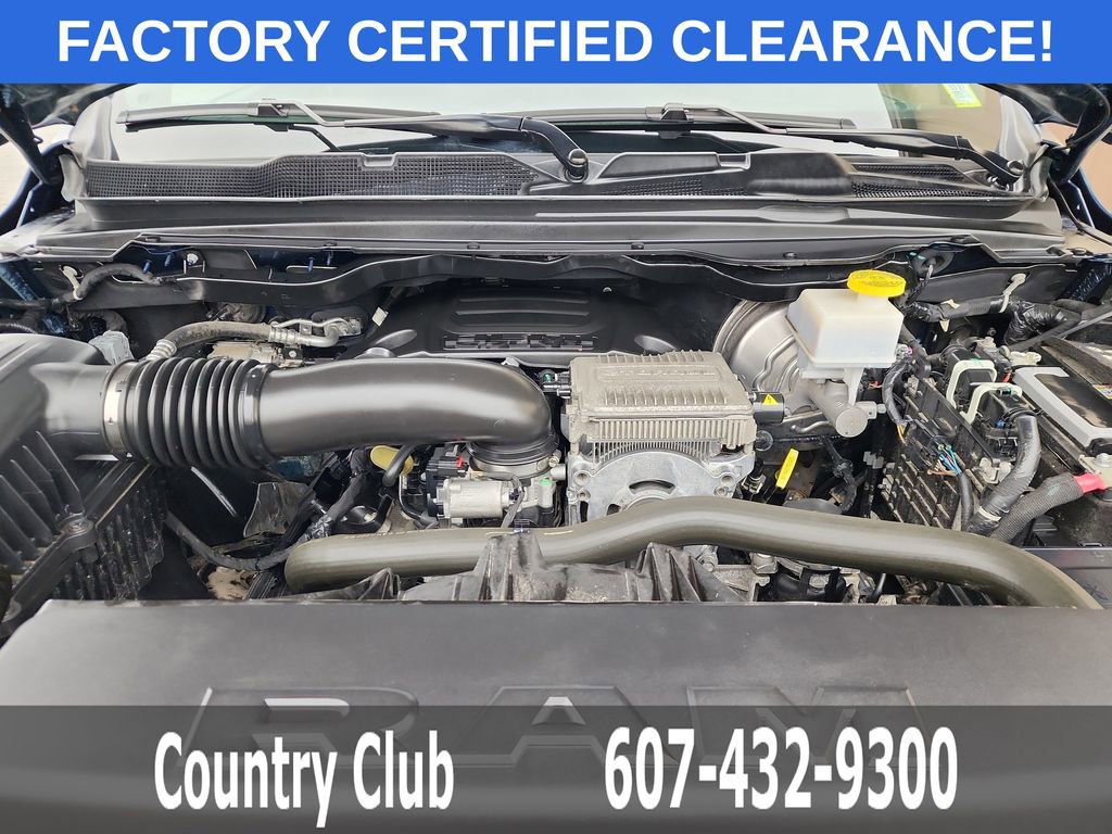 Used 2024 RAM 1500 Laramie image 32