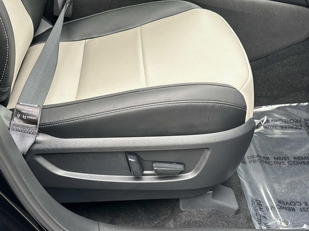 Certified 2025 INFINITI QX55 Essential image 39