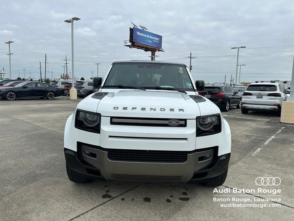 Used 2024 Land Rover Defender 110 X-Dynamic SE image 2