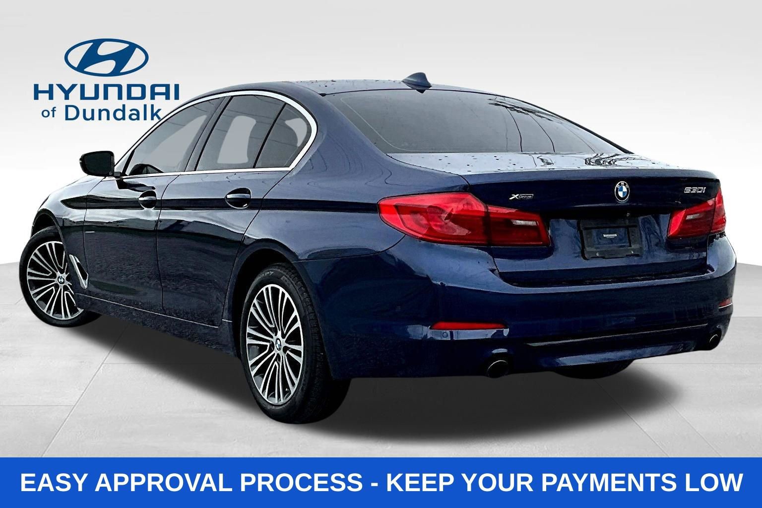 Used 2019 BMW 530i xDrive w/ Premium Package image 5