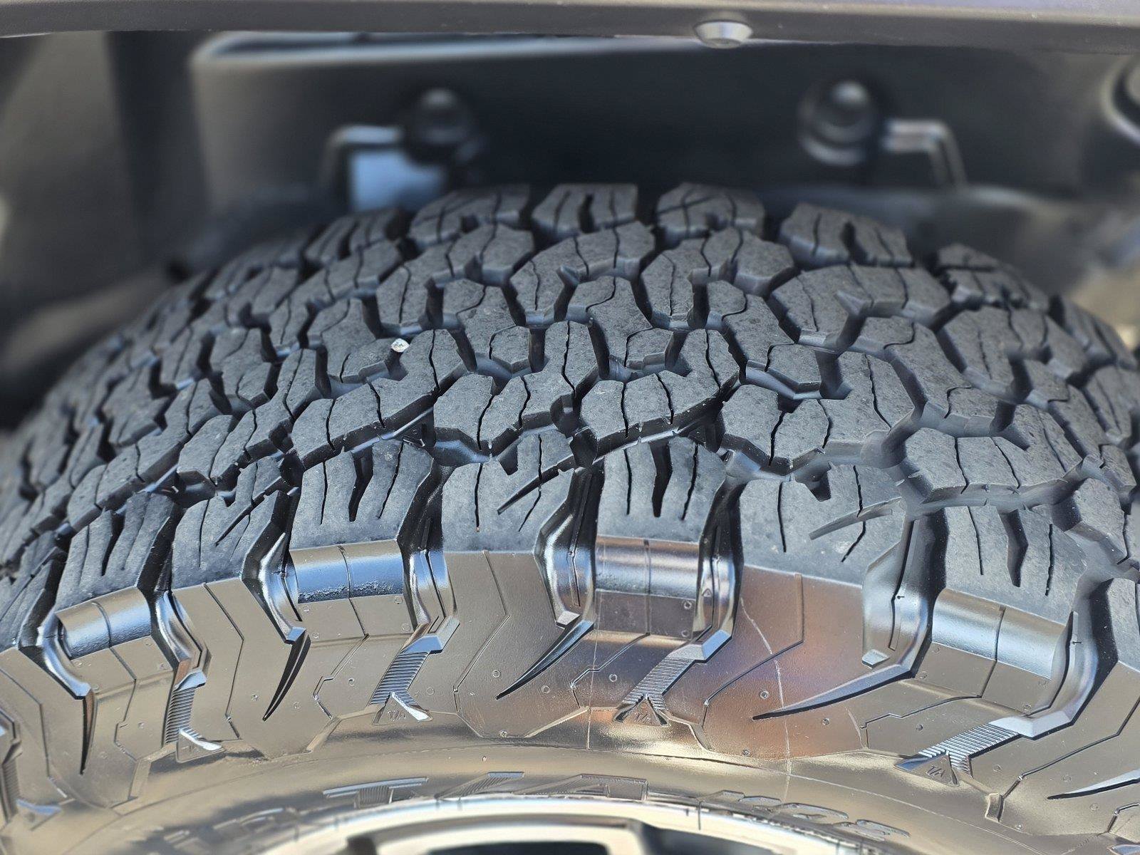 Used 2026 Jeep Wrangler Unlimited Rubicon w/ Technology Group AWD/4WD image 31