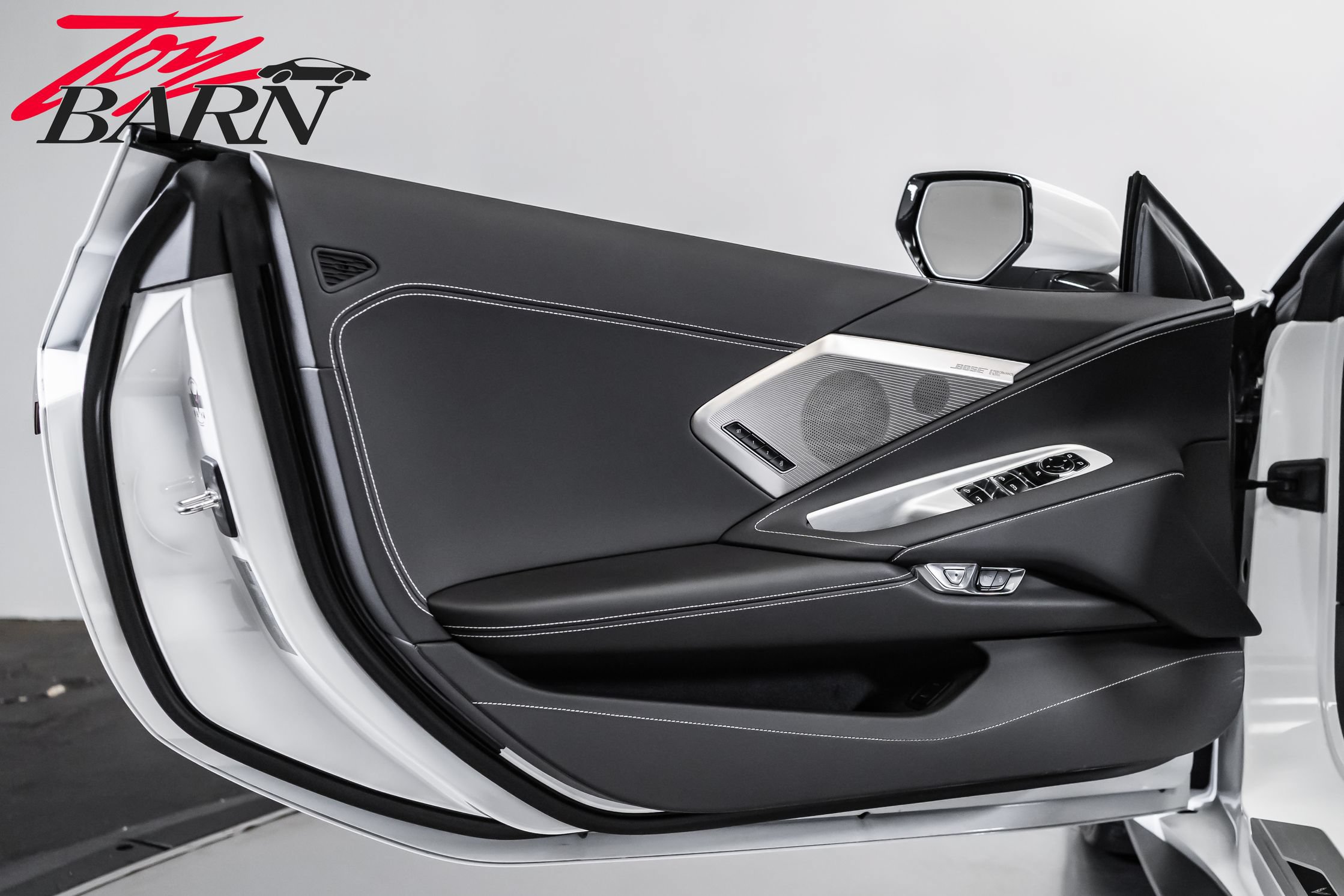 Used 2025 Chevrolet Corvette Stingray Preferred Conv w/ Z51 Performance Package RWD image 25