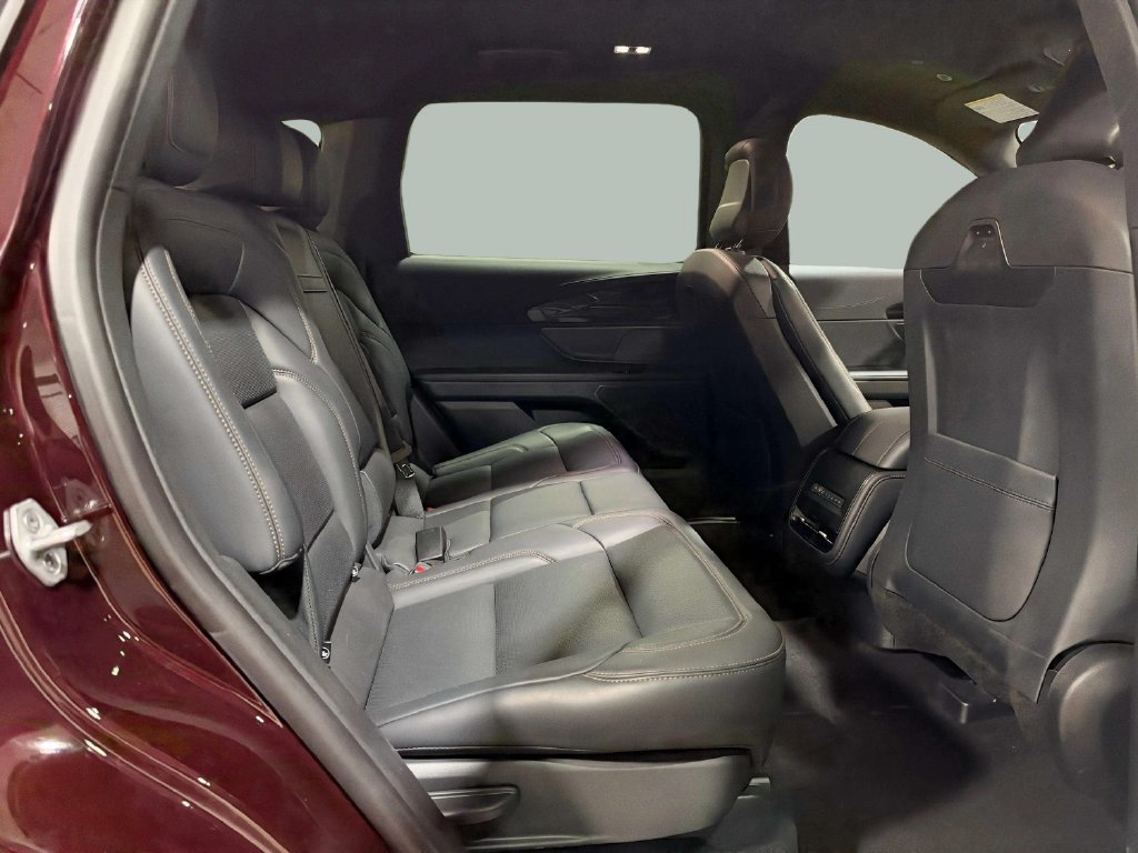 Certified 2025 Lincoln Nautilus Premier w/ Jet Appearance Package AWD/4WD image 27