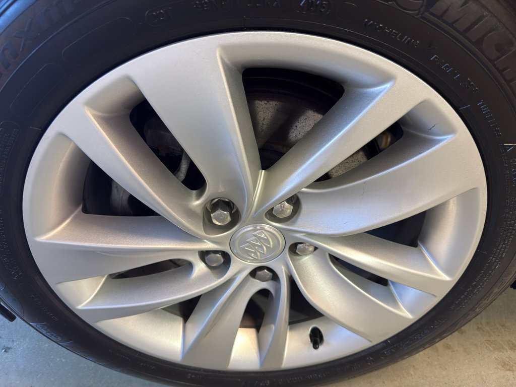 Used 2016 Buick Regal Premium FWD image 33