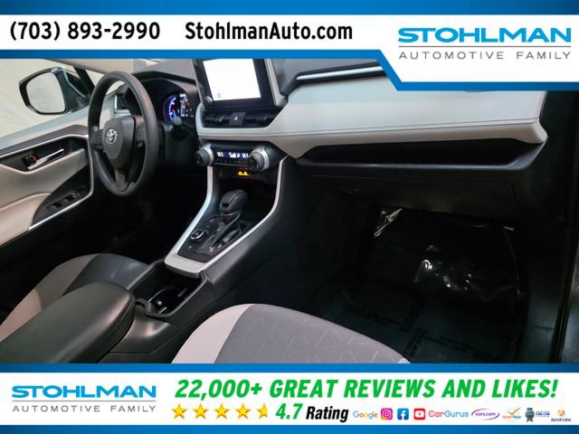 Used 2024 Toyota RAV4 XLE image 34