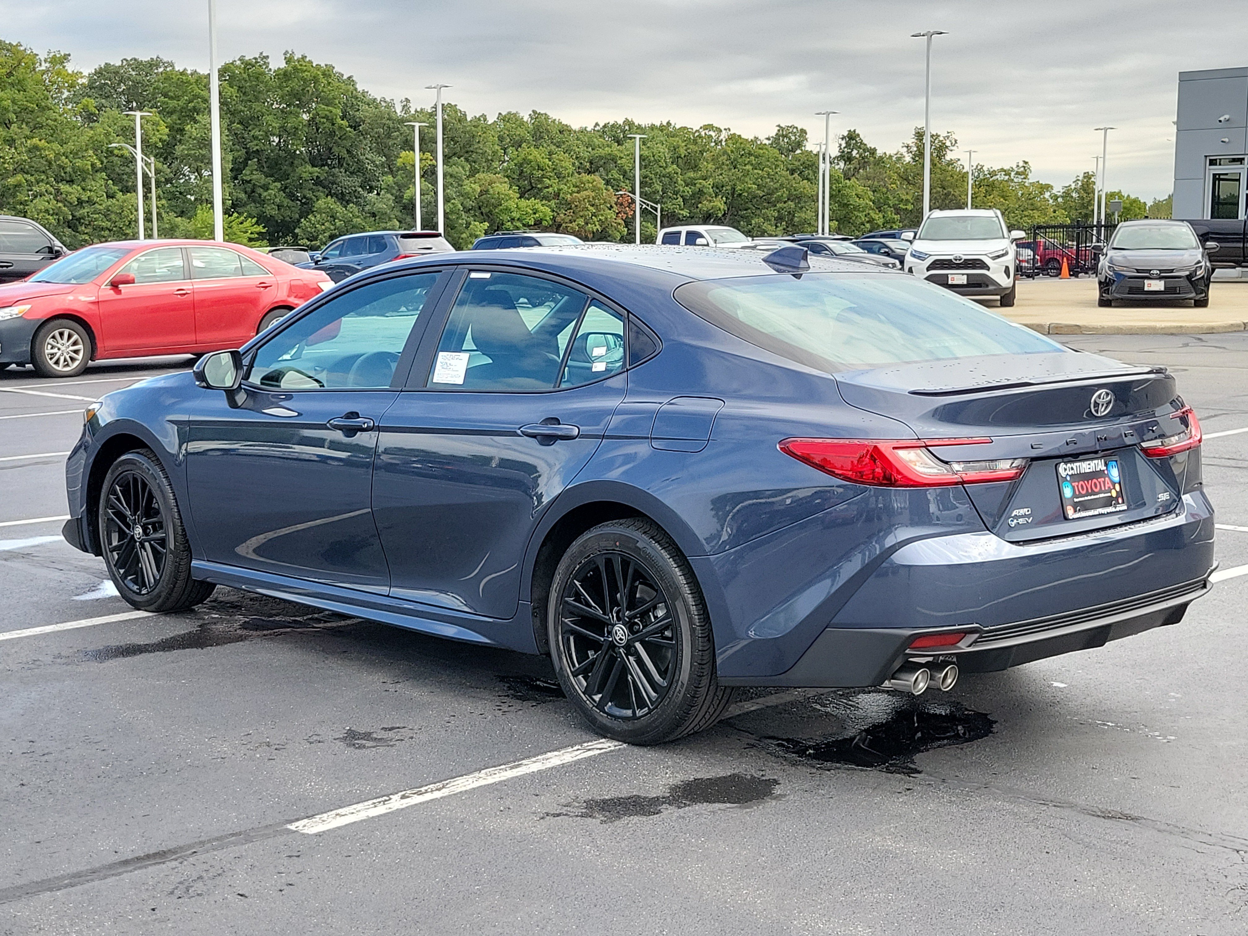 New 2026 Toyota Camry SE w/ Convenience Package AWD/4WD image 4
