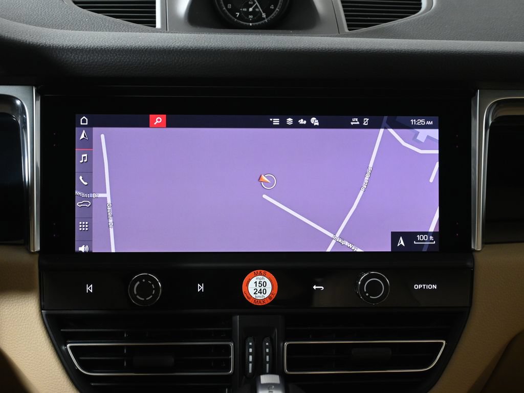 New 2026 Porsche Macan AWD/4WD image 22
