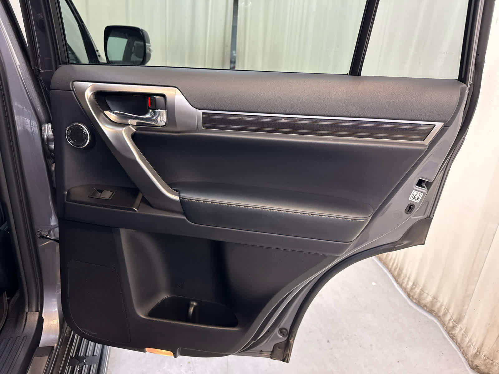 Used 2023 Lexus GX 460 Premium image 30