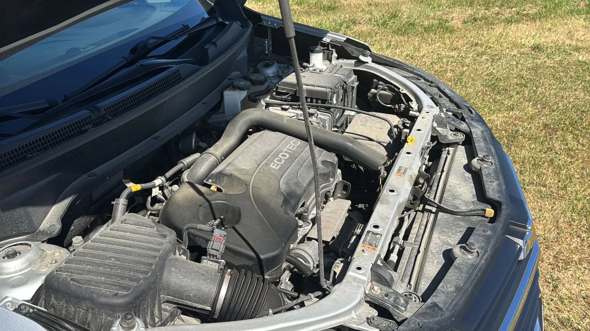 Used 2019 Chevrolet Equinox LS image 24