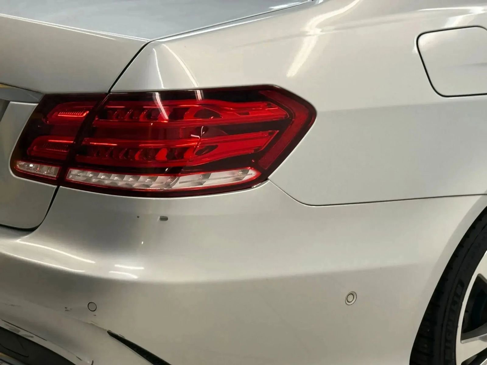 Used 2016 Mercedes-Benz E 350 Sedan w/ Premium Package image 10