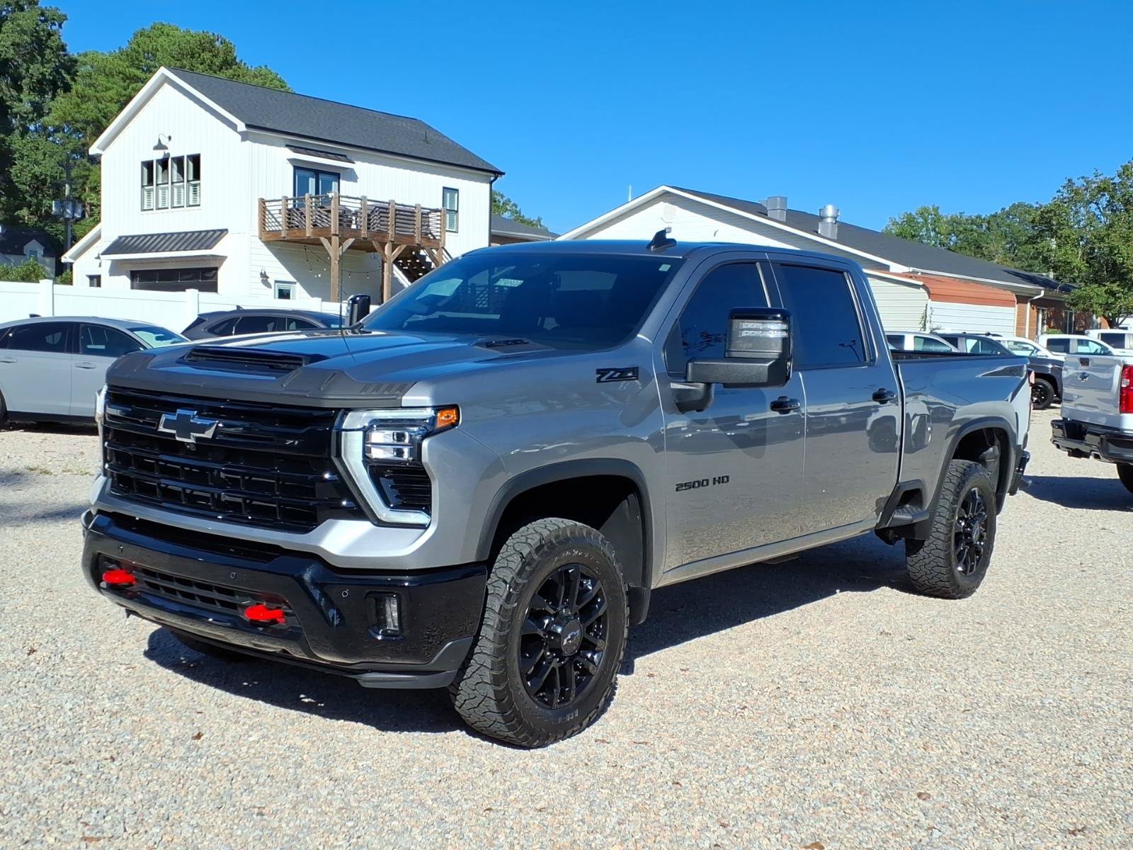 Used 2026 Chevrolet Silverado 2500 LT w/ Trail Boss Package AWD/4WD image 3