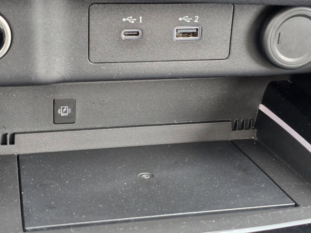 Used 2023 Nissan Rogue Platinum image 18