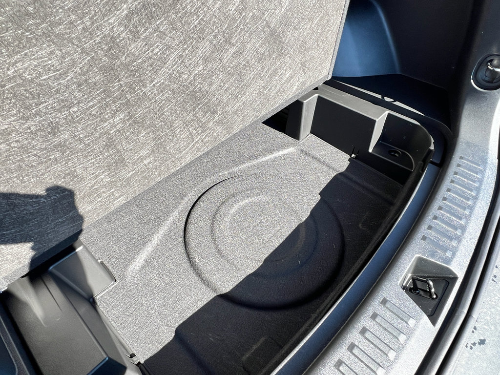 New 2026 Chevrolet Equinox ACTIV w/ Safety and Technology Package image 33