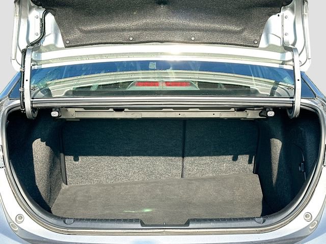 Used 2015 MAZDA MAZDA3 i Touring image 23