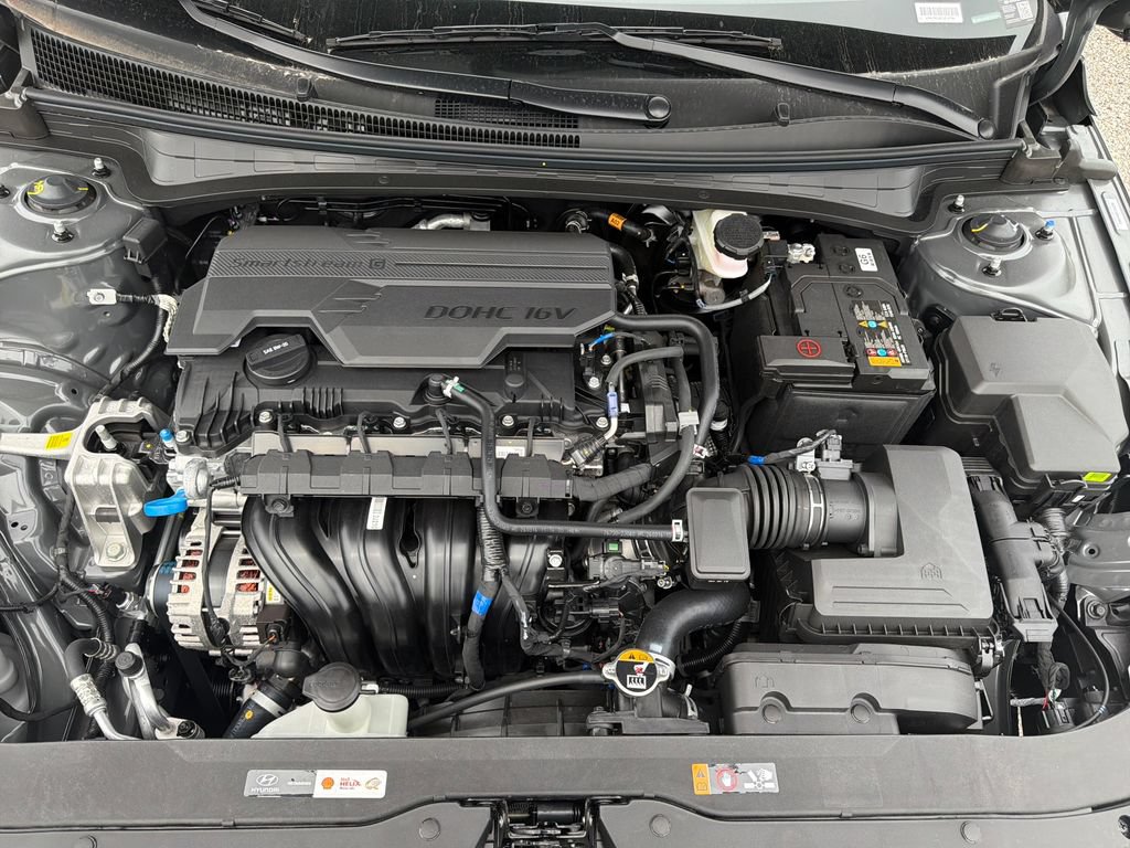 Used 2026 Hyundai Elantra Sport FWD image 25