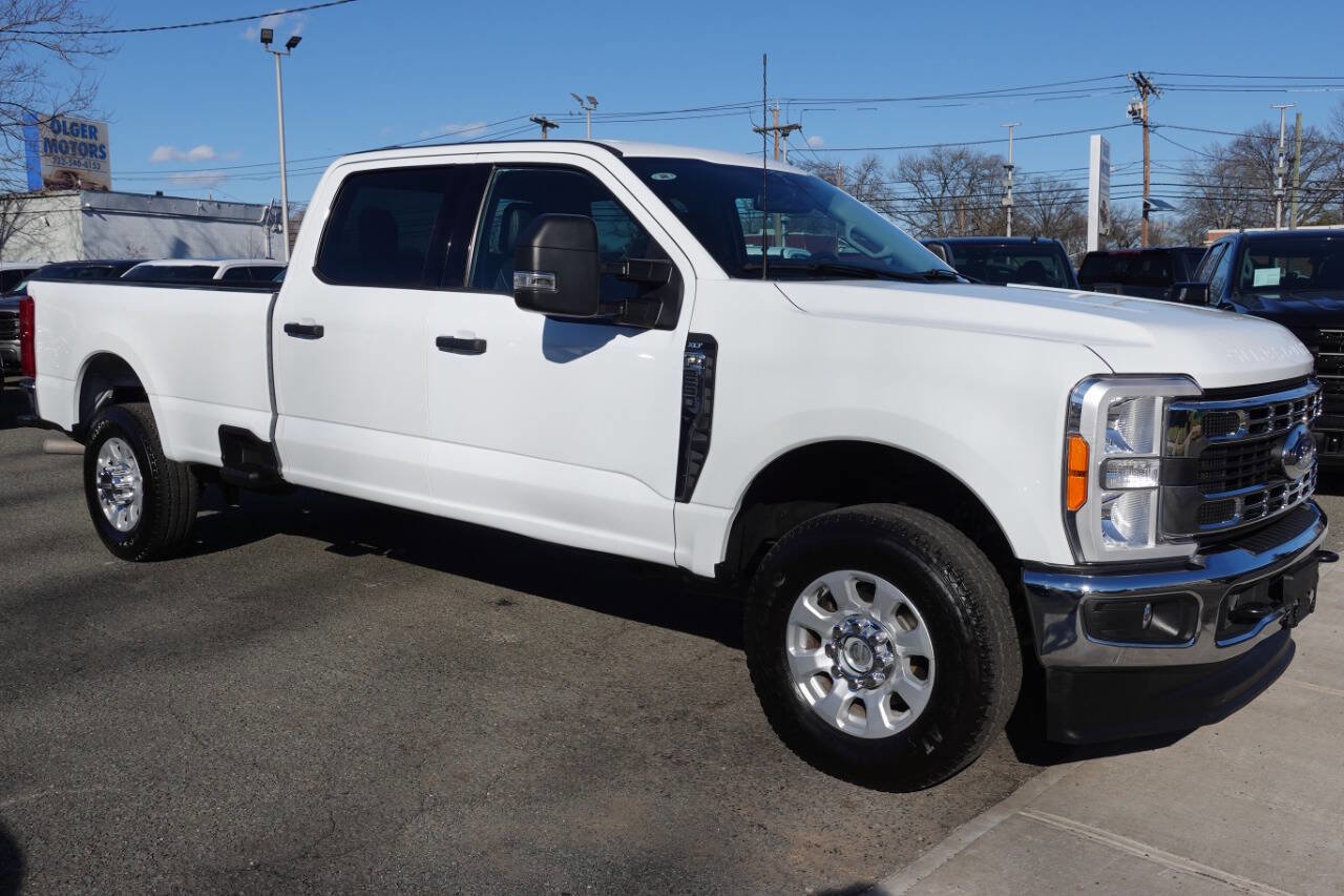Used 2023 Ford F250 XLT image 4