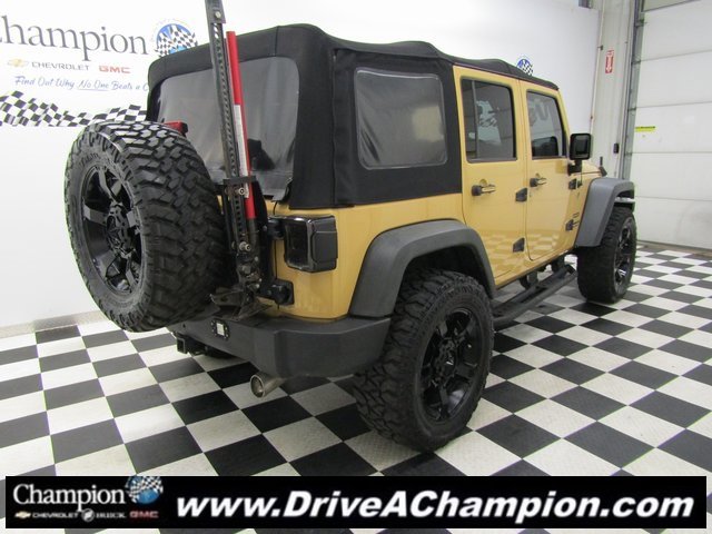Used 2013 Jeep Wrangler Unlimited Sport image 10