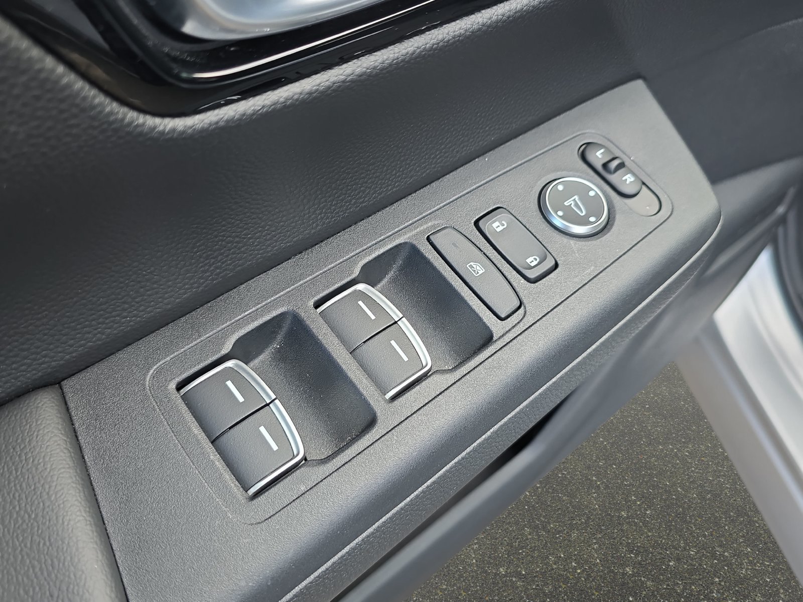 Certified 2024 Honda CR-V EX-L image 25