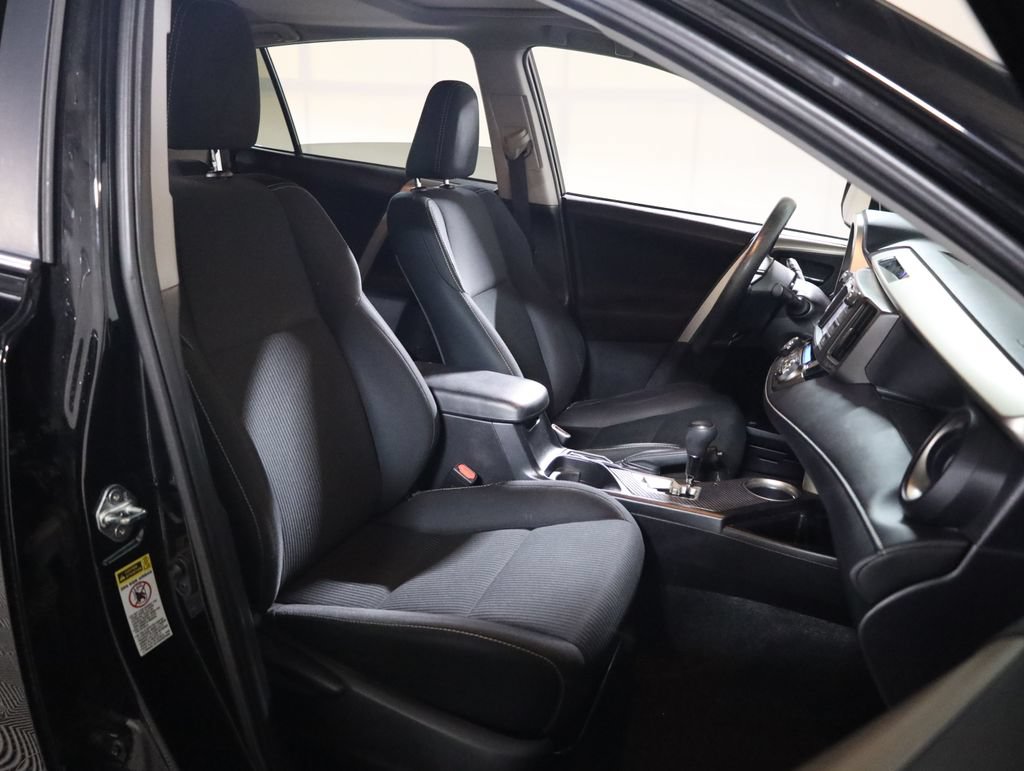 Used 2014 Toyota RAV4 XLE AWD/4WD image 58