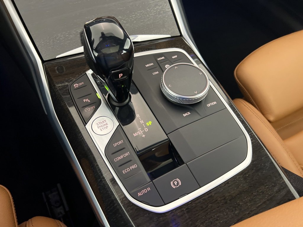 Used 2020 BMW 330i xDrive Sedan w/ Premium Package image 21