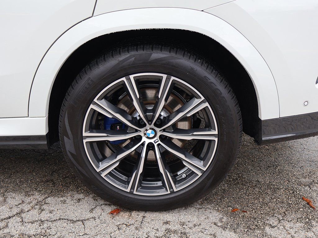Used 2023 BMW X6 xDrive40i w/ M Sport Package image 24