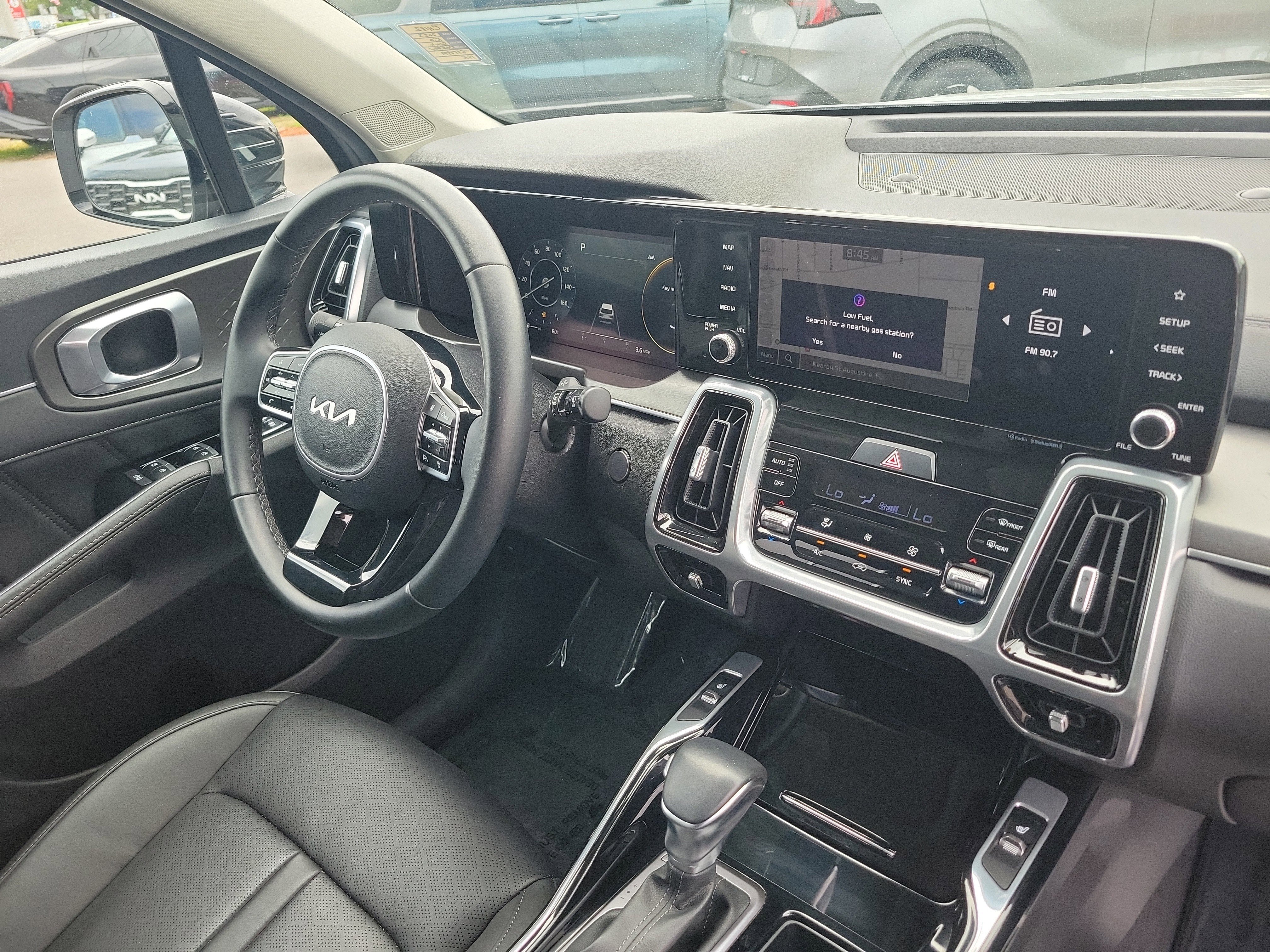 Certified 2023 Kia Sorento SX AWD/4WD image 8