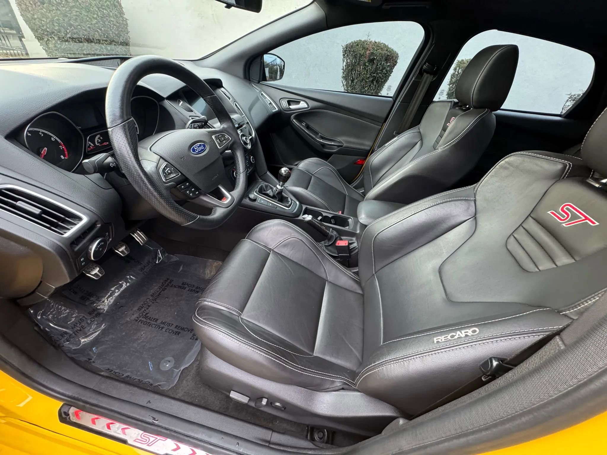 Used 2018 Ford Focus ST w/ Equipment Group 402A FWD image 10