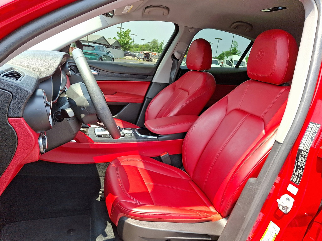 Used 2020 Alfa Romeo Stelvio image 24