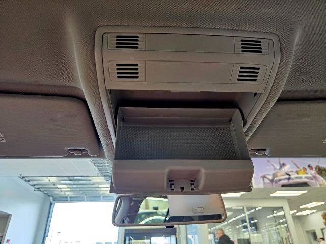 Used 2019 Volkswagen Golf S image 23