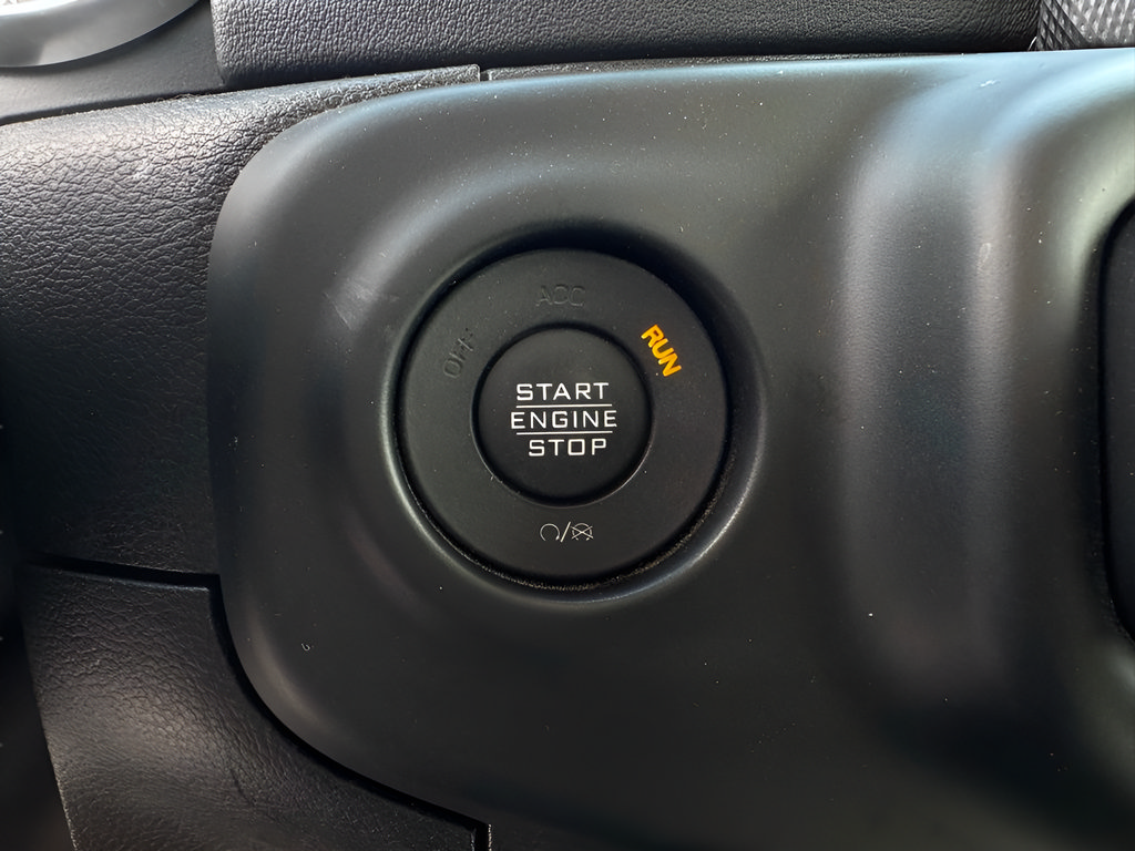 Used 2022 Jeep Wrangler Rubicon AWD/4WD image 21