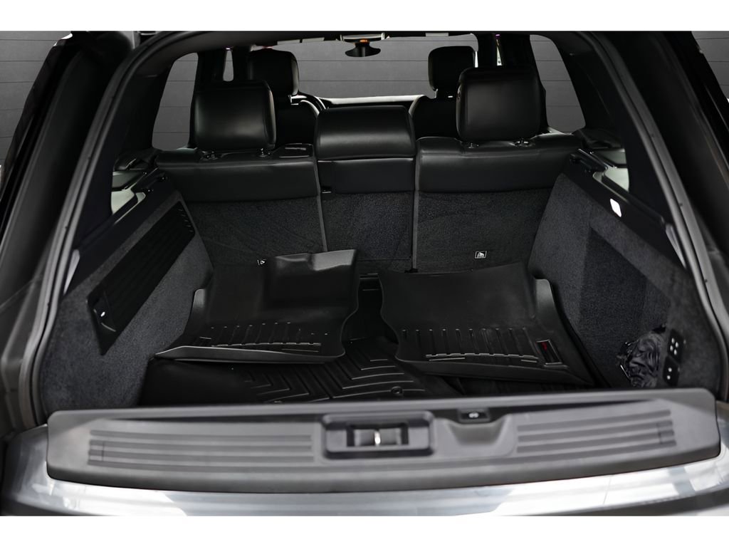 Used 2021 Land Rover Range Rover P525 Westminster Edition image 62