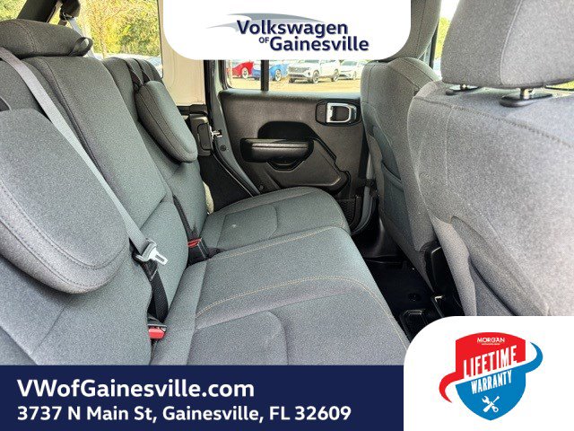 Used 2024 Jeep Wrangler Sport S image 8