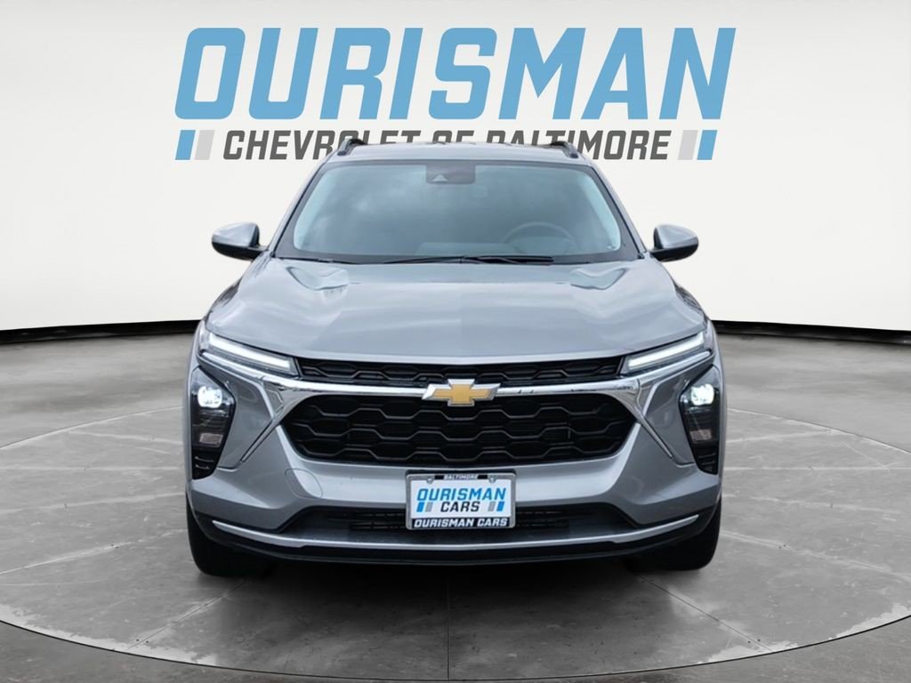 Certified 2025 Chevrolet Trax LT w/ Driver Confidence Package FWD image 7