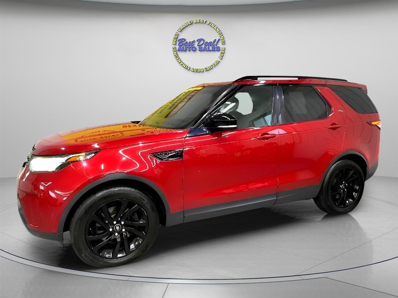 Used 2017 Land Rover Discovery SE AWD/4WD image 2